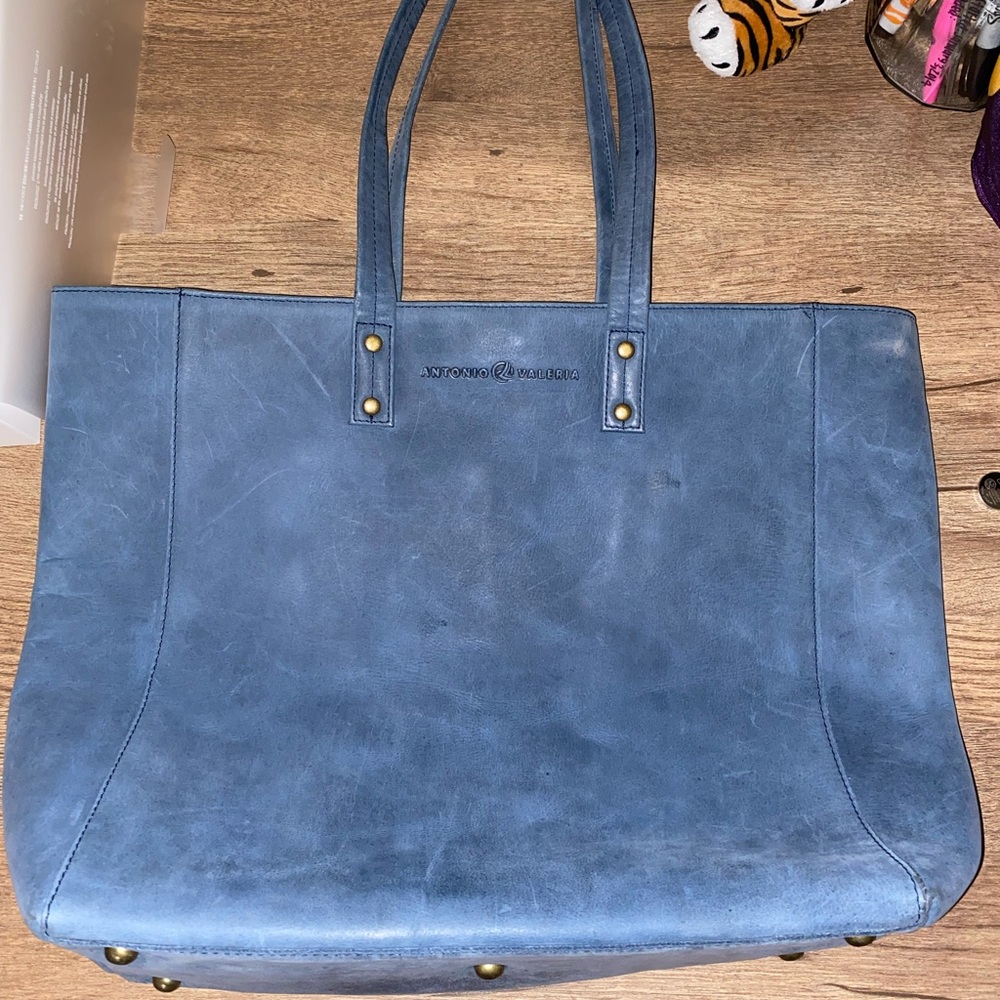 Antonio Valeria leather tote bag